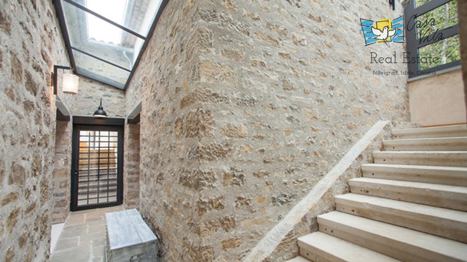 House, 420 m2, For Sale, Oprtalj - Livade
