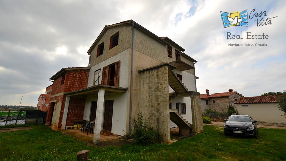 House, 353 m2, For Sale, Zambratija