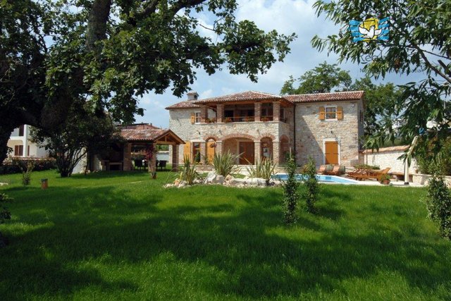 House, 200 m2, For Sale, Poreč - Baderna