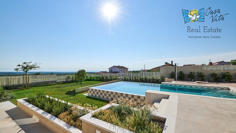 Schöne Villa mit spektakulären Blick auf das Meer, in der Nähe von Poreč!