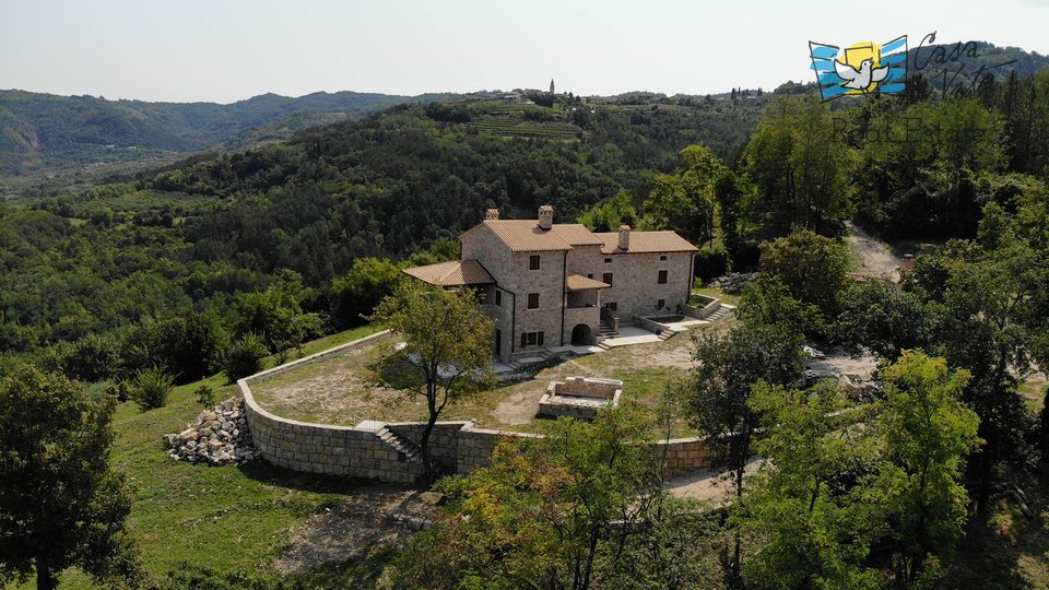 Villa auf einem schönen Grundstück in der Nähe von Motovun!