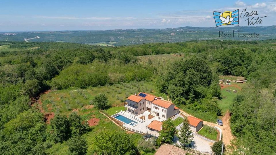 House, 400 m2, For Sale, Poreč