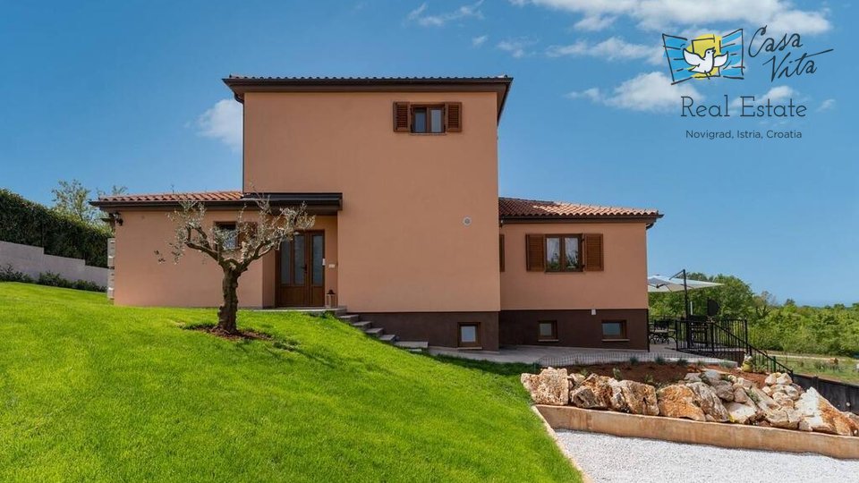 Villa di nuova costruzione vicino alla città di Parenzo con una bellissima vista sul mare!
