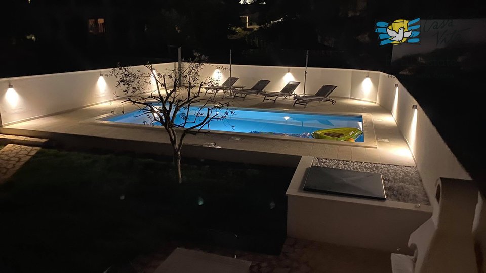 Bella casa con piscina vicino a Parenzo!