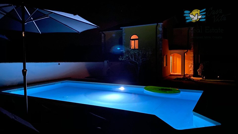 Bella casa con piscina vicino a Parenzo!