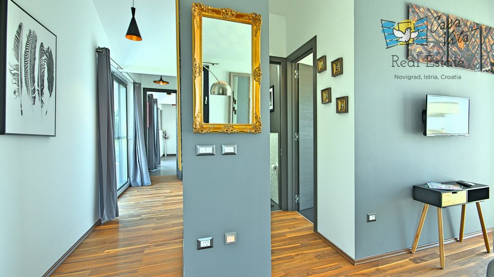 House, 499 m2, For Sale, Poreč