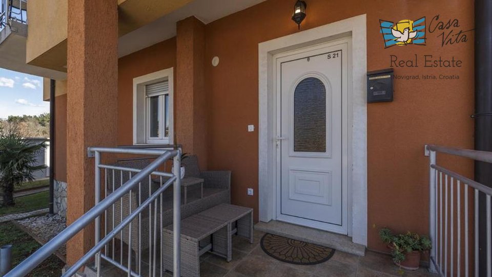 Apartment on the ground floor, 1200m from the sea and the center of Novigrad!