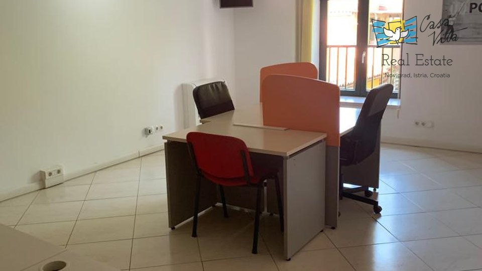 Uffici, 38 m2, Vendita + Affitto, Novigrad