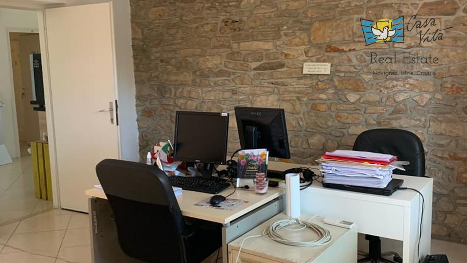 Uffici, 36 m2, Vendita + Affitto, Novigrad