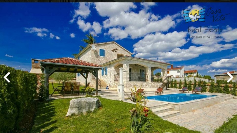 Detached stone house in the center, 8km from the sea !!
