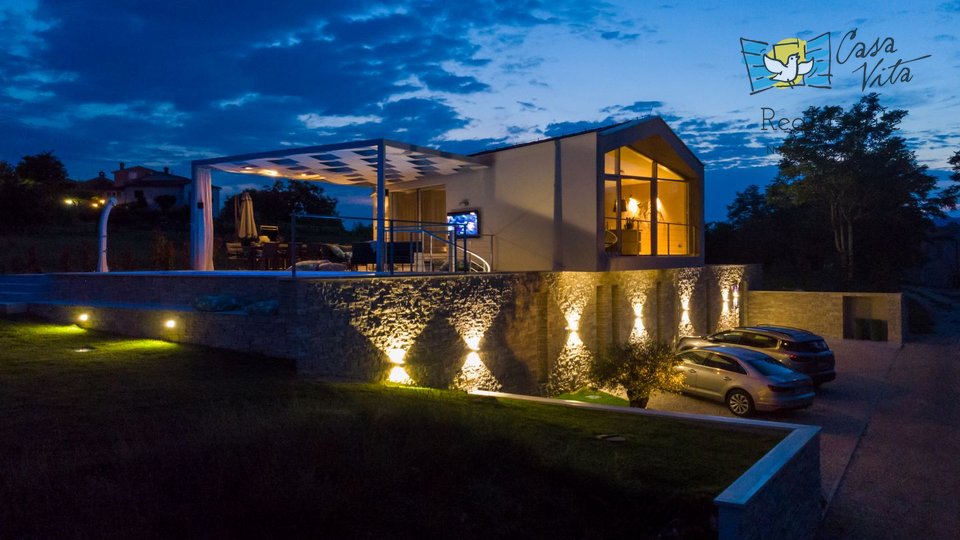Modern villa with a view of Motovun!