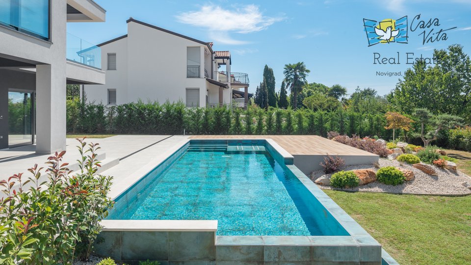 Bella villa a Parenzo, a 900 metri dal mare!