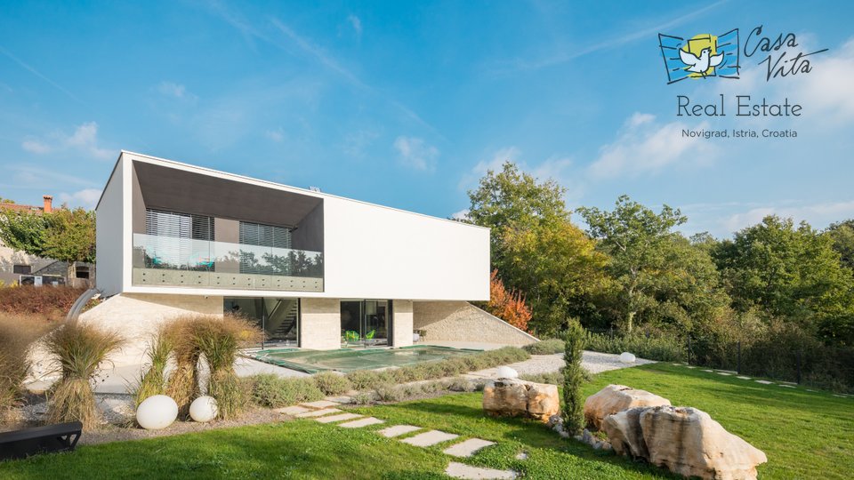 Villa mit moderner Architektur in der Nähe der Stadt Poreč!