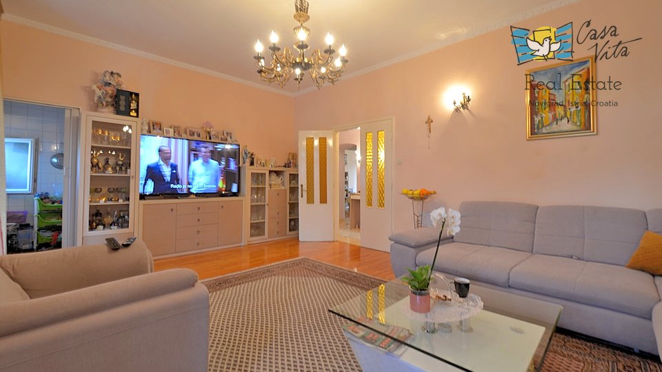 Comfortable apartment in the center of Poreč, sea view!