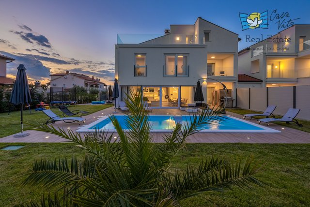 Beautifully decorated modern villa in the vicinity of the city of Poreč!