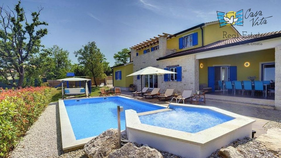 Istrien, Savičenta, Umgebung, neues Haus mit Pool, 250m2!