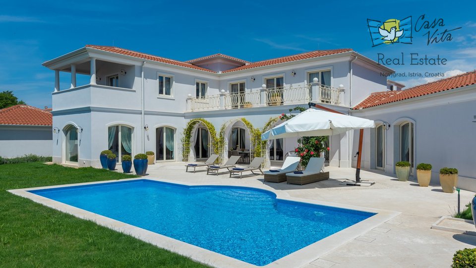 Luxury villa in a beautiful location with a panoramic view of the sea!