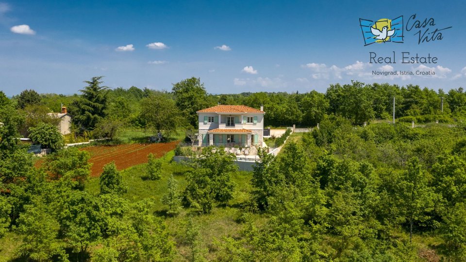A beautiful stone villa near the city of Poreč!