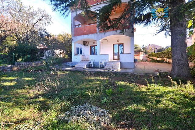 House, 400 m2, For Sale, Vabriga