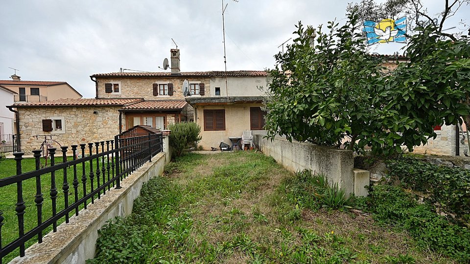 Terraced house, Novigrad 200m from the sea!