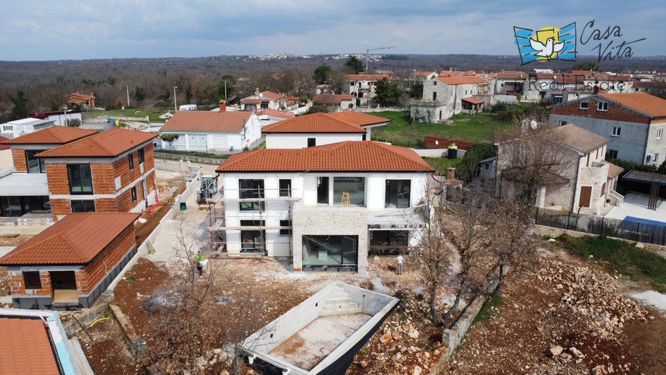 Neues Haus mit Pool in Istrien