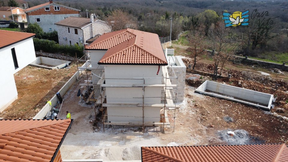 Nova hiša z bazenom v Istri