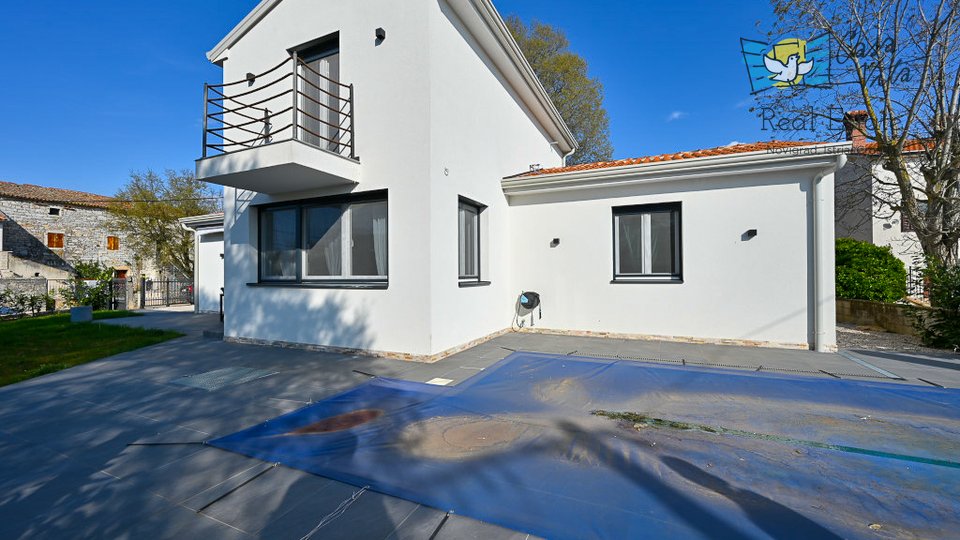 House, 132 m2, For Sale, Poreč - Baderna