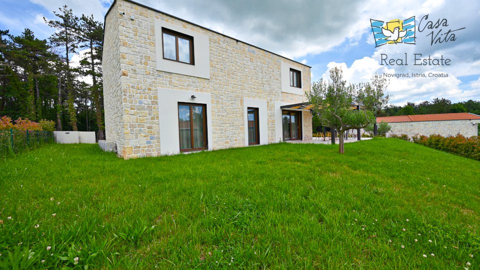 House with swimming pool in Istria