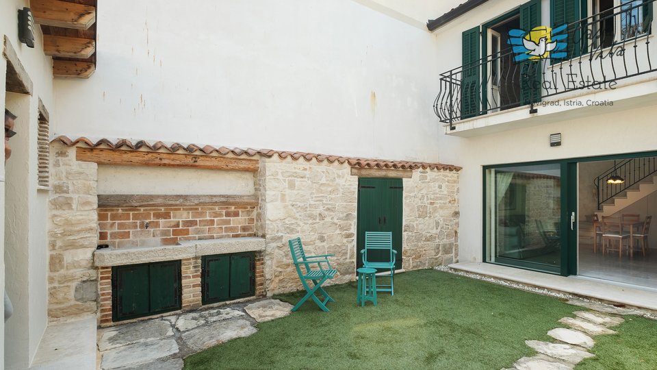 Charming stone house in the center of Novigrad!