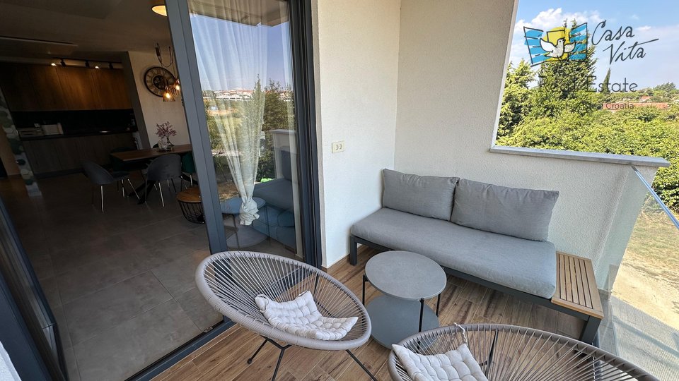 Apartment in Novigrad with three bedrooms!