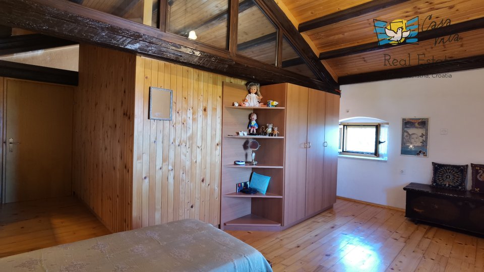 House, 140 m2, For Sale, Poreč