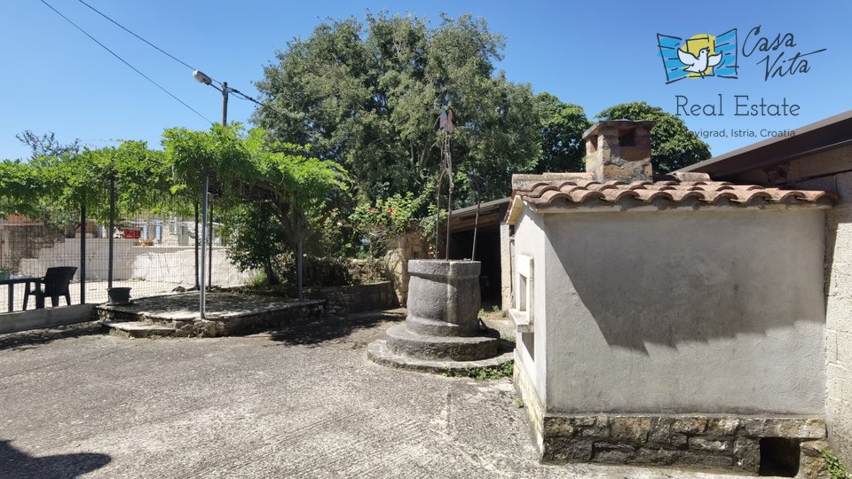 Casa in pietra d'Istria con ampio giardino!