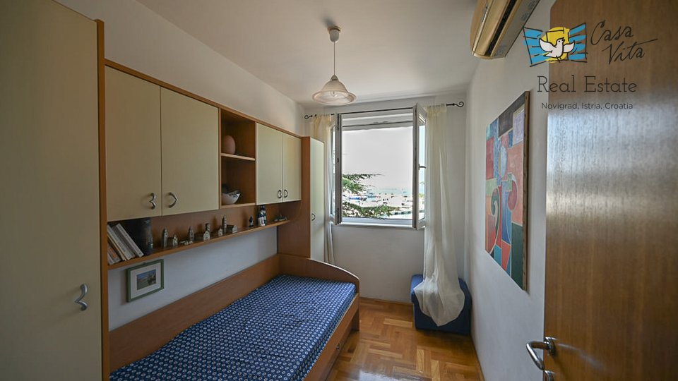 Wohnung in Novigrad in der Nähe der Stadt und des Meeres