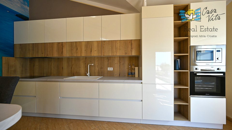 Wohnung in Novigrad mit zwei Schlafzimmern