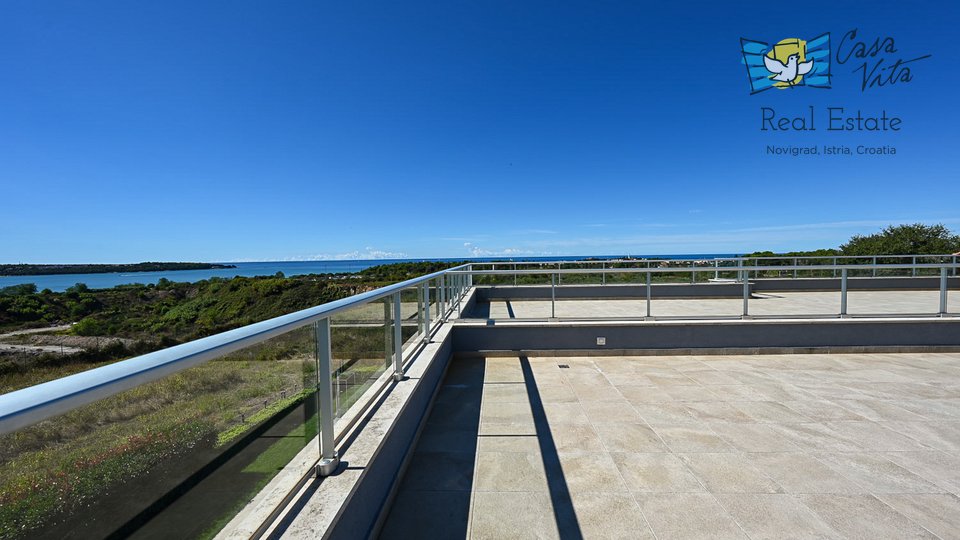 Schönes Haus mit Panoramablick auf das Meer und die Stadt Novigrad - 500 m vom Meer entfernt!